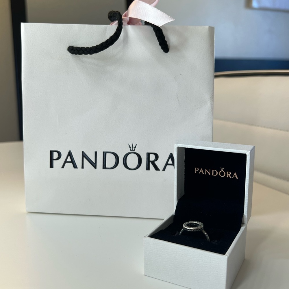 Pandora “Hearts of Pandora Halo” Ring